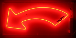 red_neon_curved_arrow_009-B25-B